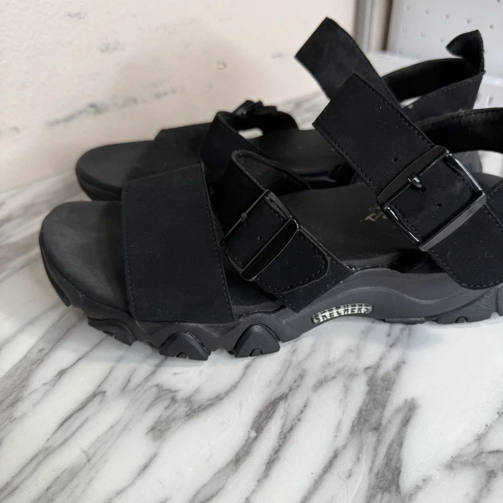 Skechers D'Lites 2.0 Cool Cosmos Chunky Black Strappy Sandals Women's Size 9